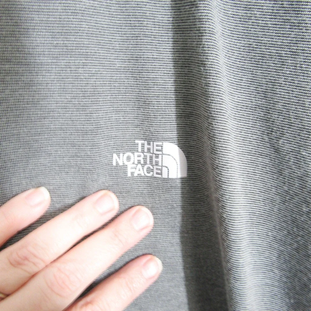 The North Face Mens XL Grey VaporWick Long Sleeve Performance Shirt Hiking Tee
